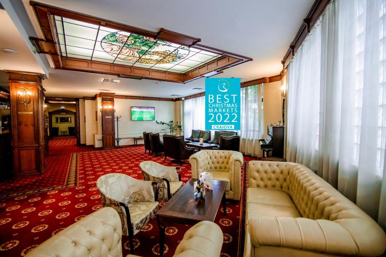Hotel Golden House Craiova Bagian luar foto