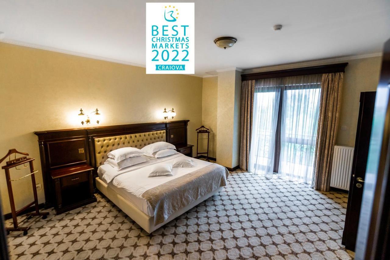 Hotel Golden House Craiova Bagian luar foto